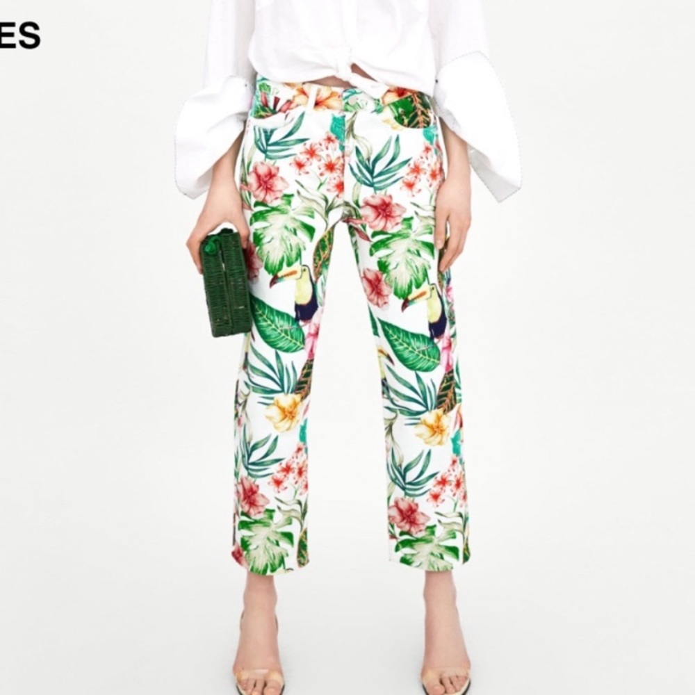 Zara | Hi Waisted•Tropical•Ankle•Mom Jeans